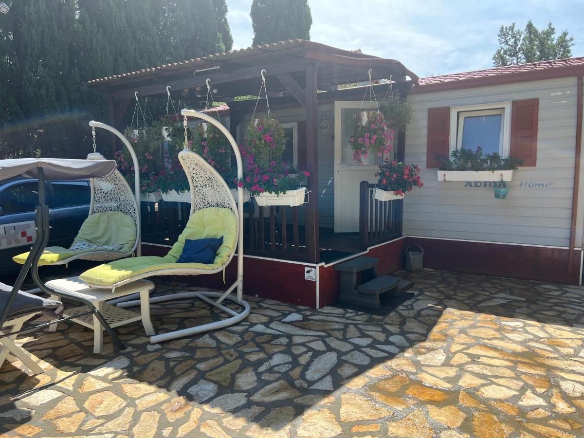 Apartments And Bungalows Vila Dalibor Hoek van Holland Ngoại thất bức ảnh