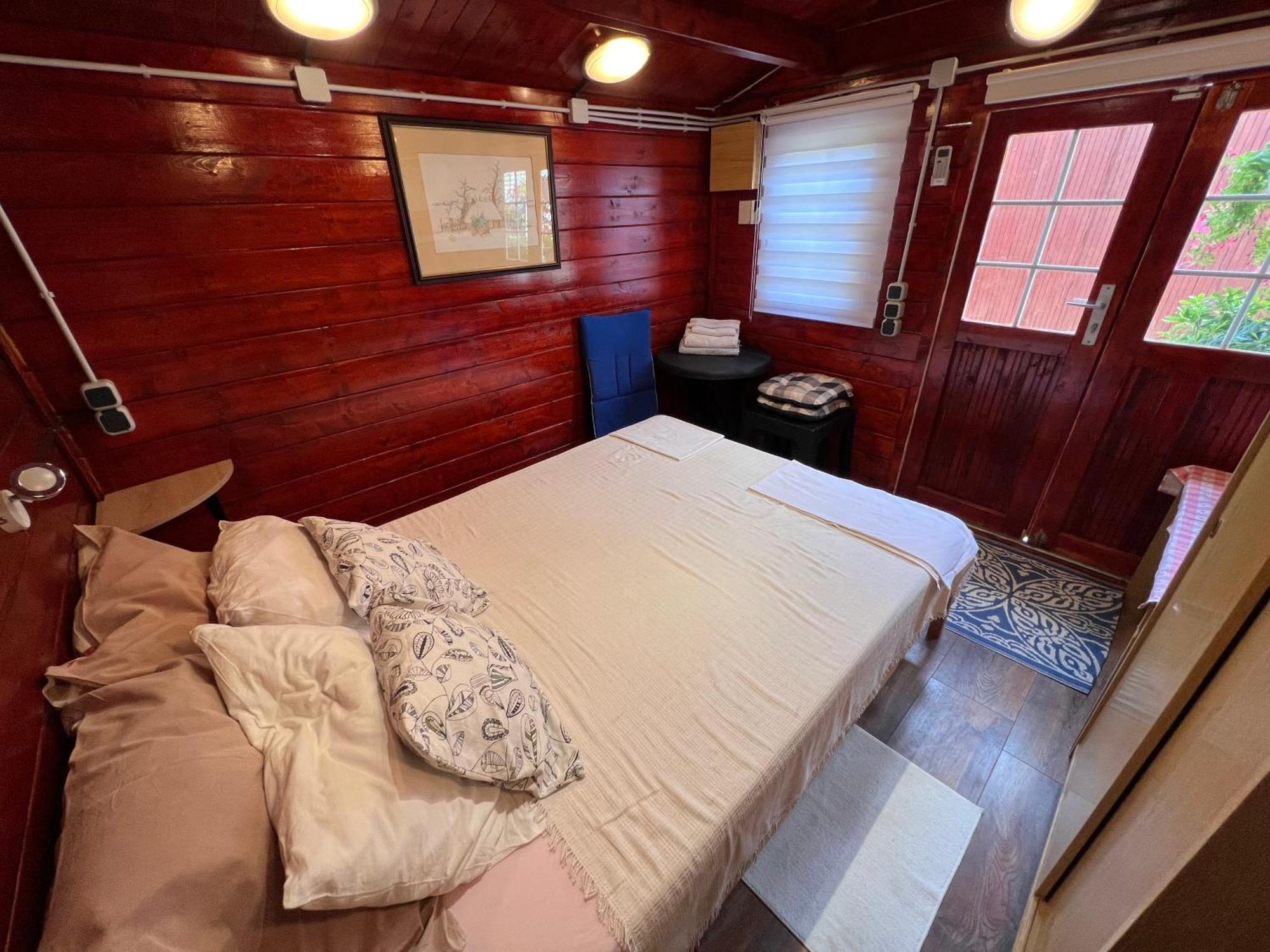 Apartments And Bungalows Vila Dalibor Hoek van Holland Ngoại thất bức ảnh